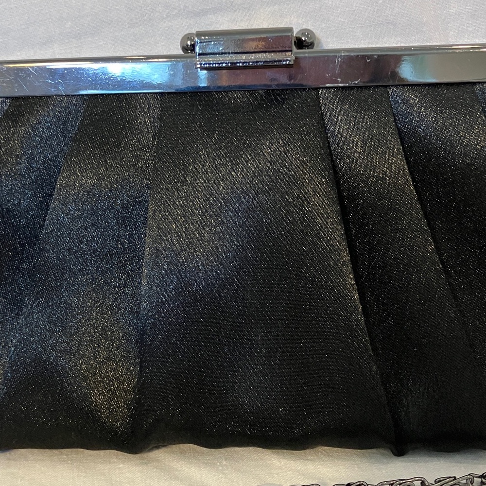 Black Pleated Evening Gunne Sax Handbag by Jessica McClintock - Picture 6 of 12
